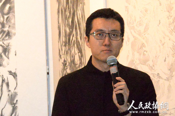 《艺术与财富》杂志社副社长、大道艺术基金执行董事朱小钧致辞