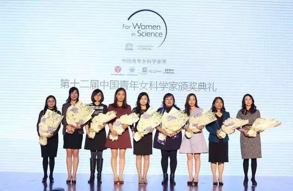 1.webp (1) 1.webp (1)