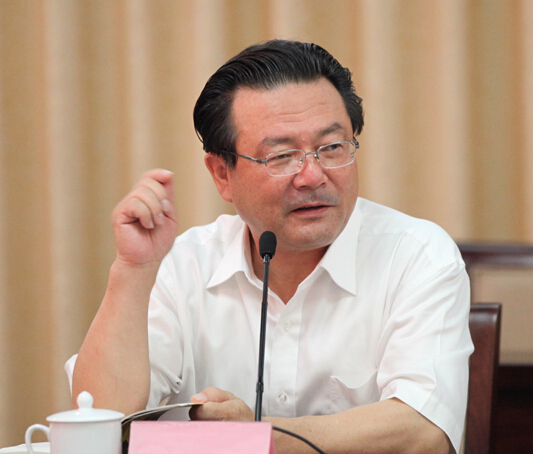 艾克拜尔·米吉提 艾克拜尔·米吉提