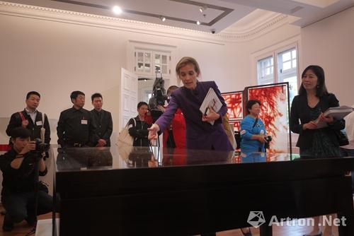 13719655_846895 13719655_846895