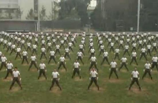 英媒:中国要求国企按招新5%比例聘用退役士兵 英媒:中国要求国企按招新5%比例聘用退役士兵