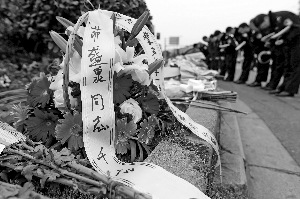 宝马车主不服指令拖死交警 犯故意伤害被判无期2 宝马车主不服指令拖死交警 犯故意伤害被判无期2