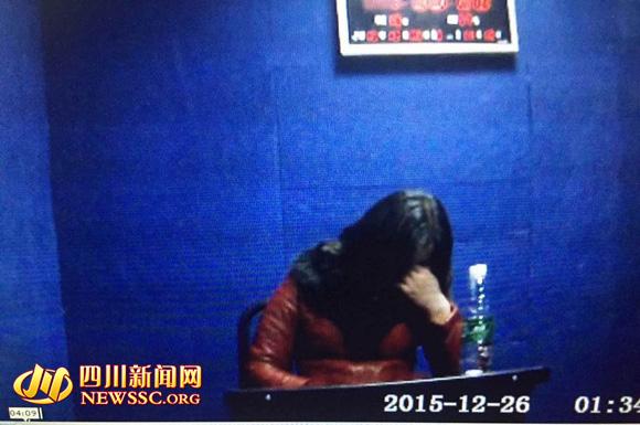 宝马男多次乱停 叫嚣交警“信不信让你脱衣服” 宝马男多次乱停 叫嚣交警“信不信让你脱衣服”