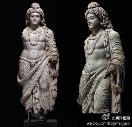 　　犍陀罗经典时期的大师级作品可能来自白沙瓦的沙希巴劳大塔。人物身体饱满而细腻的写实刻划，浓密厚重的鬈发；以及“Z“字形衣褶纹路的处理秉承了公元前4世纪以来的泛希腊化艺术风格。与这洋溢着青春光彩的健美肢体，华丽的艺术风格相对立的，是王子脸上表露出的内省而静谧的精神世界。