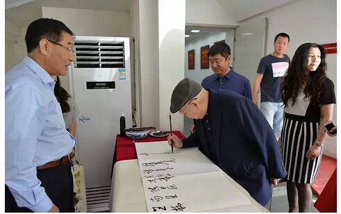 D37118C10A81F4C4BA3D5CEDBB5A9DB7 D37118C10A81F4C4BA3D5CEDBB5A9DB7