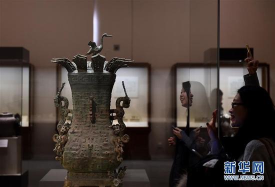 图片来自新华网