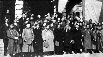 孙中山在1912年元旦就任临时大总统改用阳历