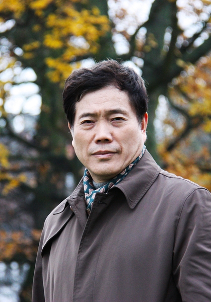 赵丽宏近影 赵丽宏近影