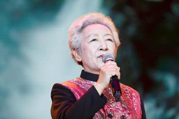 雅坤朗诵 雅坤朗诵