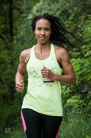 戴维娜·麦克南妮