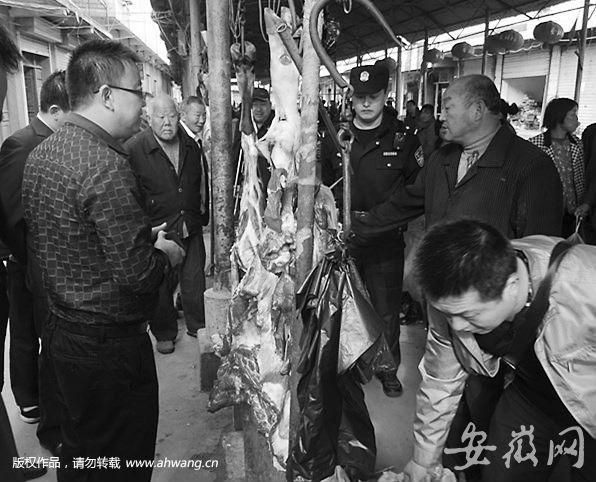 黑心商贩制售假牛腿:猪肉拼在牛肉上 用针线缝合 黑心商贩制售假牛腿:猪肉拼在牛肉上 用针线缝合