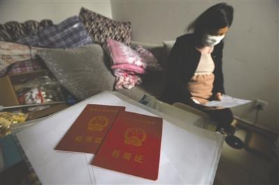 女子办准生证遇尴尬 计生信息“丈夫”另有其人 女子办准生证遇尴尬 计生信息“丈夫”另有其人