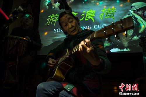 50fc00ad8d464795977df19a6ac8bddd