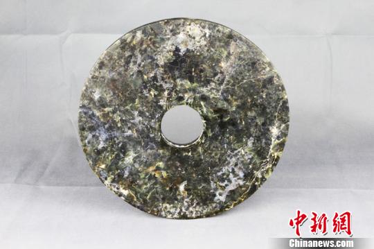 刻纹玉璧?！∧暇┎┪镌汗┩?摄