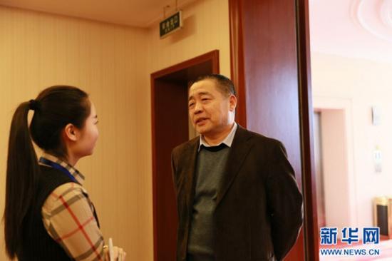 点击图片翻到下一页>> 全面两孩政策落地大连 看政协委员如何建言献策