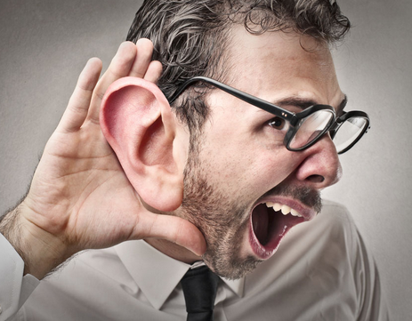 去除耳屎的最佳方法:用醋加酒精冲洗