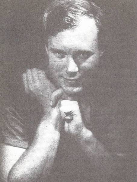 2A82A2A2-B5E2-4019-BEAA-ABD2F893C96C 2A82A2A2-B5E2-4019-BEAA-ABD2F893C96C