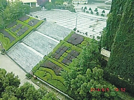 17岁少年用手游还原母校 一草一木都看得清4 17岁少年用手游还原母校 一草一木都看得清4