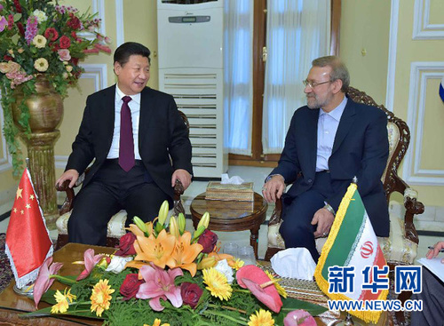 1月23日，国家主席习近平在德黑兰会见伊朗伊斯兰议会议长拉里贾尼。 新华社记者李涛摄