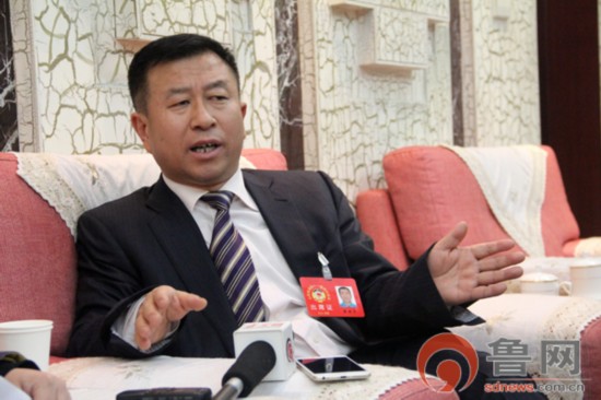 政协委员李孝平接受本网记者采访 政协委员李孝平接受本网记者采访