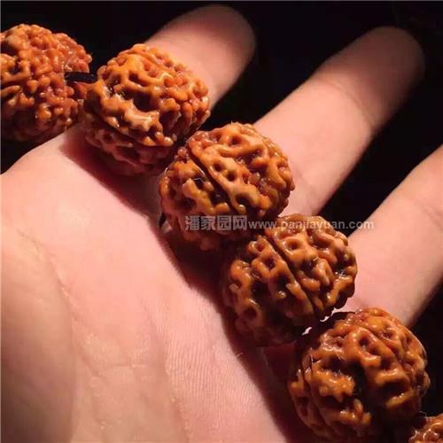 一忌“唰唰”撸菩提 一忌“唰唰”撸菩提