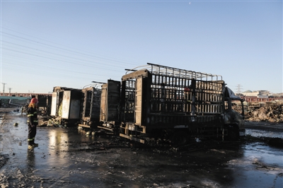 032931A900A4 032931A900A4