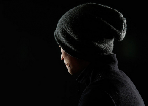 美国亚裔学生受歧视忍气吞声怕影响学业得罪人