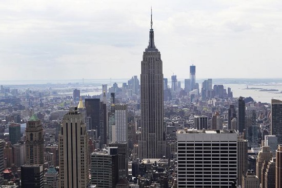 无人机失控撞上帝国大厦 美国新泽西男子被捕 无人机失控撞上帝国大厦 美国新泽西男子被捕