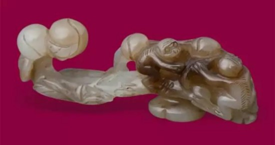 桃首双猴献桃玉带钩 桃首双猴献桃玉带钩