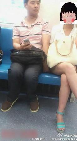 掐架揩油活春宫 地铁奇葩何其多