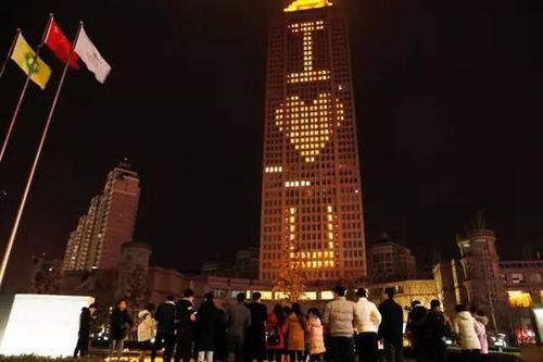 84岁老人包下整楼示爱老伴 84岁老人包下整楼示爱老伴