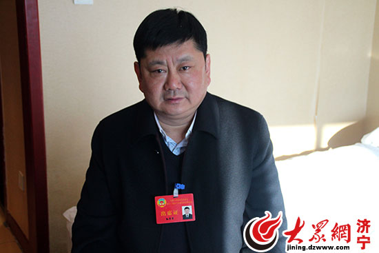 济宁市政协委员孙学军接受大众网记者采访 济宁市政协委员孙学军接受大众网记者采访