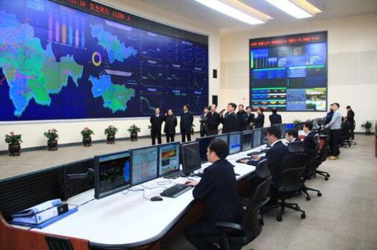 点击图片翻到下一页>> \