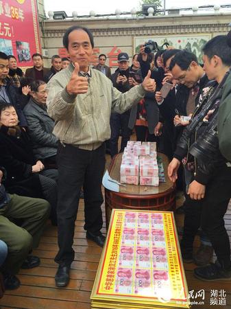 187118.jpg 187118.jpg