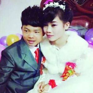 “广西宾阳13岁新郎迎娶16岁新娘” “广西宾阳13岁新郎迎娶16岁新娘”