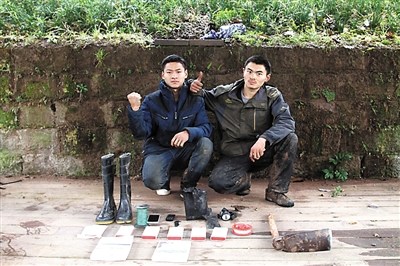 7天后两人挑战成功。记者 敖一航 摄