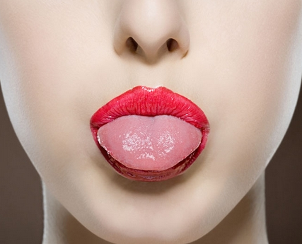 咬到舌头真的是该吃肉了吗？