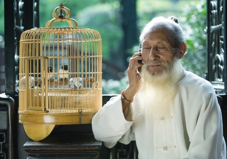 每天做7个小动作长命百岁:远眺 咽唾 摩耳