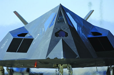 F-117隐形战机。