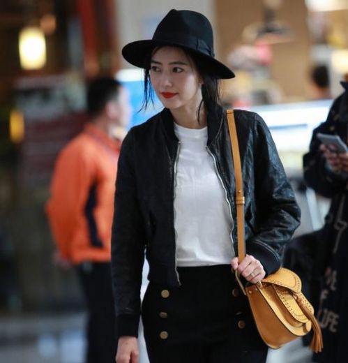 高圆圆现身时装周