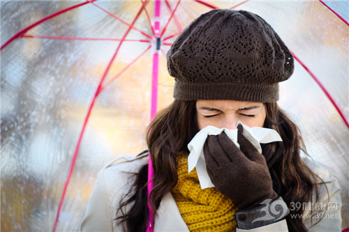 为何大姨妈爱与感冒君约会？缘于气血不足