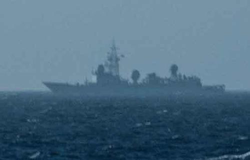 美称航母在南海被中方包围 专家:符合国际法