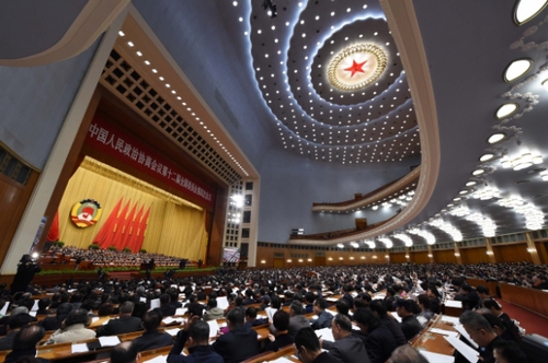 新华社照片，北京，2016年3月10日 
    全国政协十二届四次会议举行第二次全体会议 
    3月10日，全国政协十二届四次会议在北京人民大会堂举行第二次全体会议。
    新华社记者 杨宗友 摄