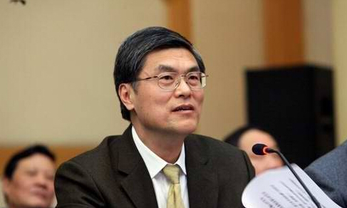 潘云鹤委员 潘云鹤委员