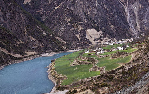 怒江停建小水电站 怒江停建小水电站