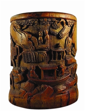 三月踏春竹雕笔筒(清)