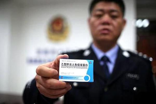 李克强:彻查问题疫苗流向和使用情况2 李克强:彻查问题疫苗流向和使用情况2