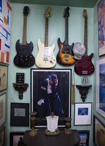 whPb-fxqtiwa5194852 whPb-fxqtiwa5194852