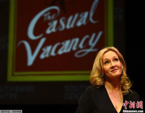 作家如何应对退稿？贾平凹将退稿信贴墙上当“耻辱”