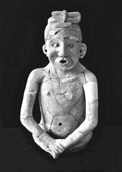 红山文化整身陶塑人像 红山文化整身陶塑人像